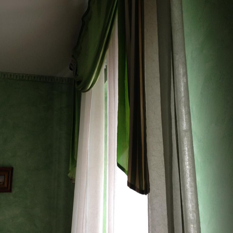 Beb Villa Aurora Карманьйола Екстер'єр фото