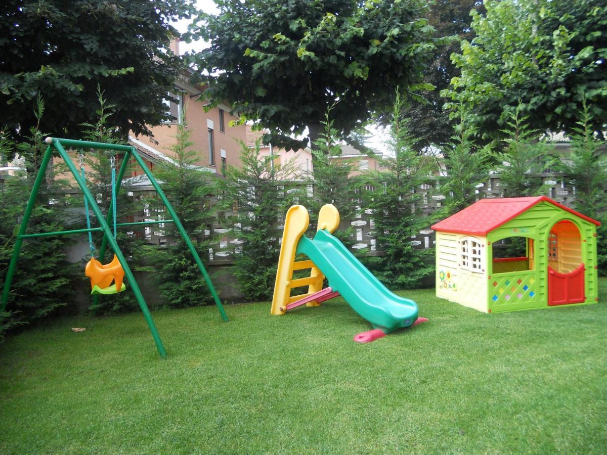 Beb Villa Aurora Карманьйола Номер фото